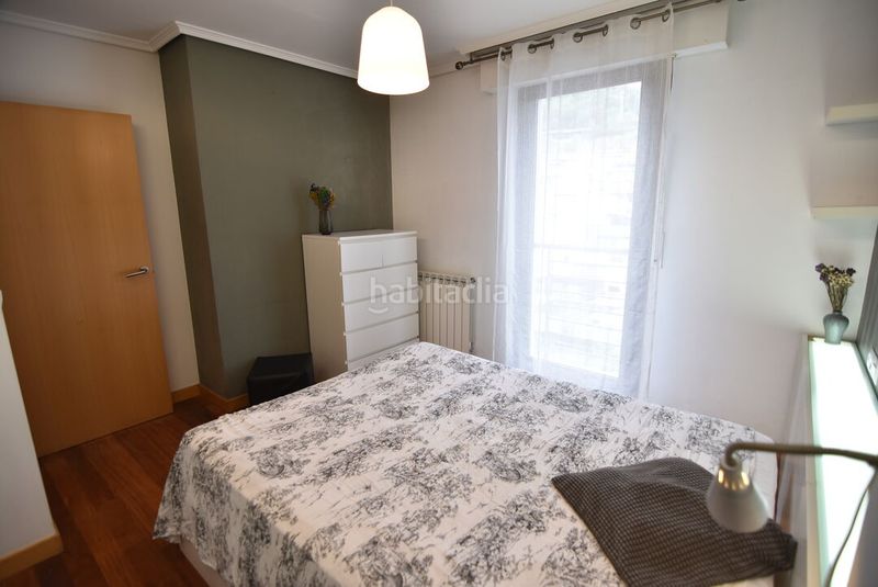 Foto 23b07f9a-a890-4978-b7a1-e9fcd7ef61bf. Duplex con riscaldamento parcheggio in Eibar