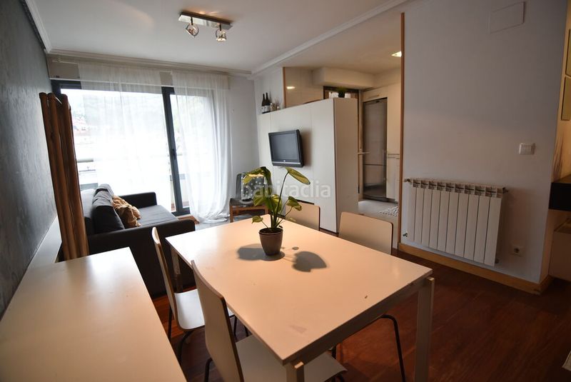 Foto fc25aac7-5576-47a8-a3cb-76ff71d36d66. Duplex con riscaldamento parcheggio in Eibar