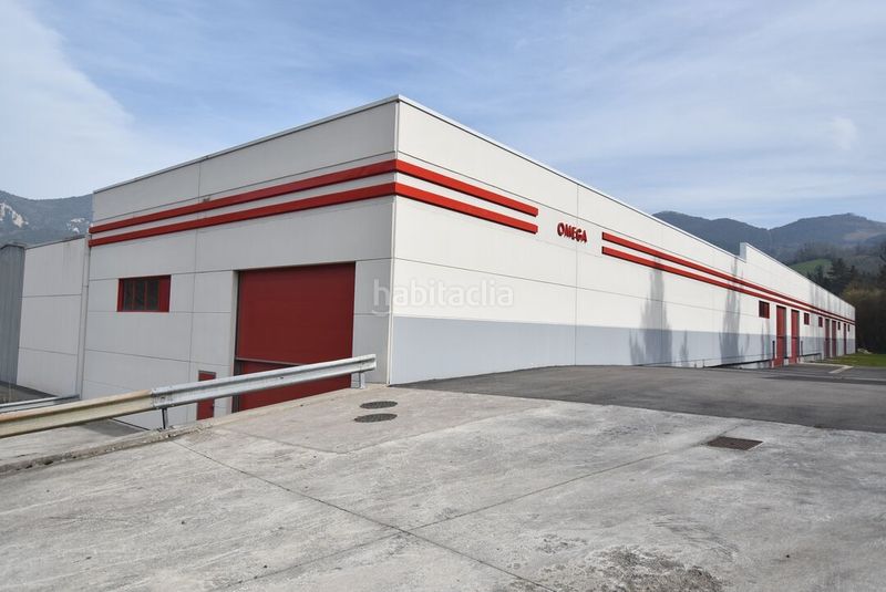 Foto bdde0a62-7c2f-4c1c-90bb-2cb8b26ee4e9. Nave industrial en Mendaro