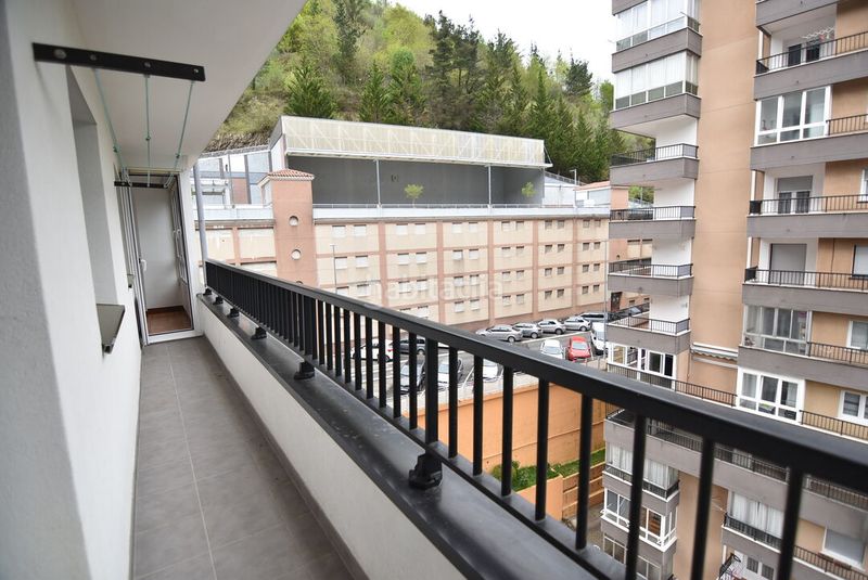 Foto 67fade8d-4728-4746-b016-f1d0e6660a0c. Pis a Eibar