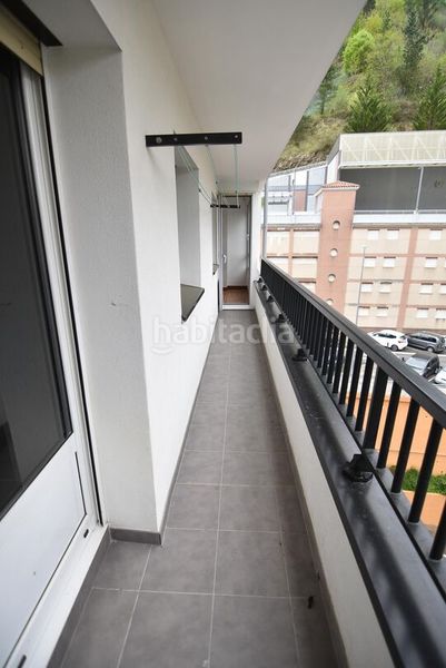 Foto bd551ee6-fd68-45fe-95f0-a42afa7b6349. Pis a Eibar