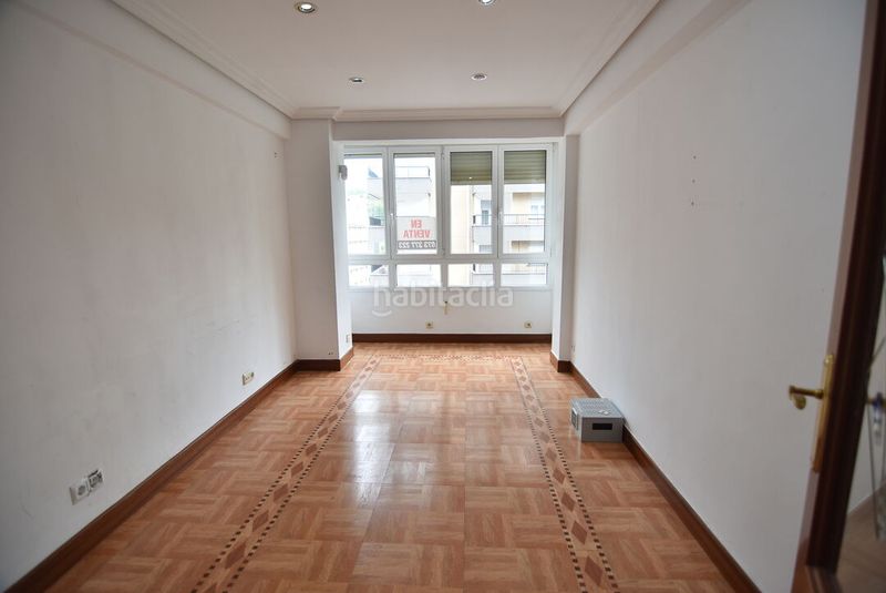 Foto d4e418f1-a13d-403c-9a0c-e38f6cc75f02. Pis a Eibar