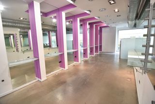 Location Local commercial  Zuloagas-tarren kalea. Local comercial en pleno centro
