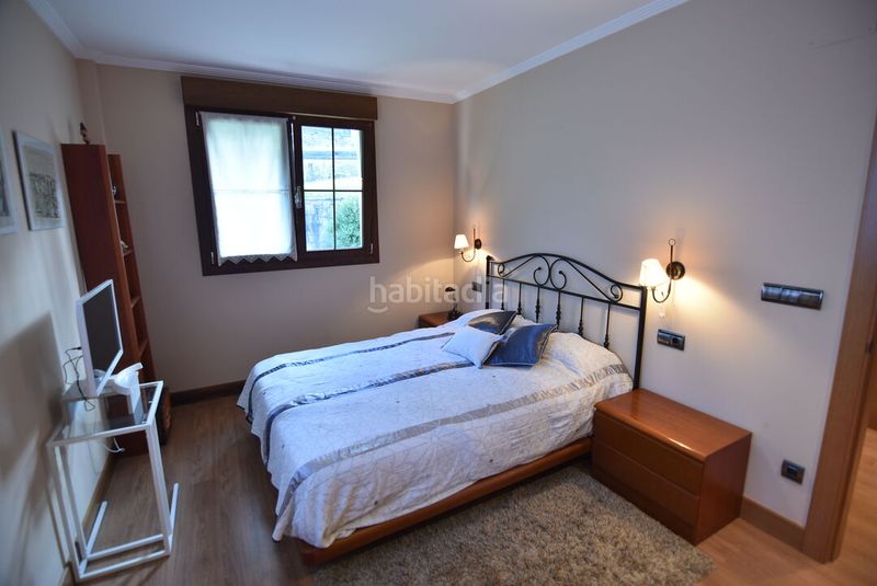 Foto 01059d35-ae2f-4024-b3c5-8b3efa544613. Casa amb calefacció aparcament a Ermua