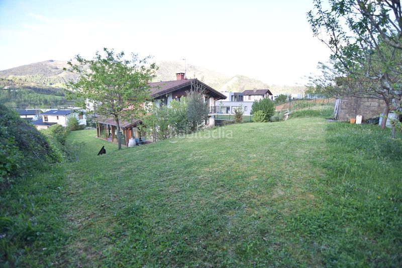Foto 2ec34b74-6fc3-48d1-babc-7e0869b8fe04. Casa amb calefacció aparcament a Ermua