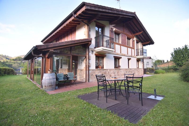 Foto e5dd798e-1caf-41ce-94de-2965d787bc6d. Casa amb calefacció aparcament a Ermua