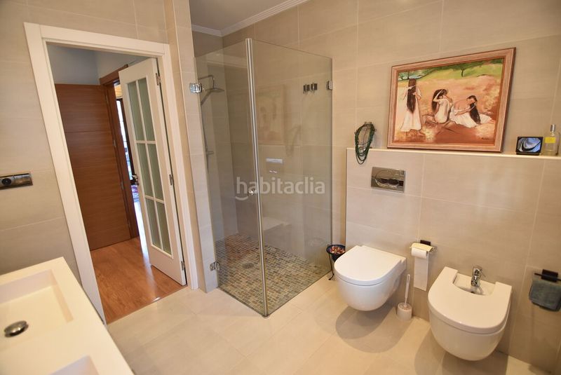 Foto ec489256-acab-4ff3-ac0e-861b39f26604. Casa amb calefacció aparcament a Ermua