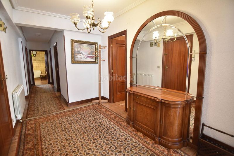 Foto d778d59e-e27c-4235-9b95-2f12d98b23ef. Pis amb aparcament a Eibar