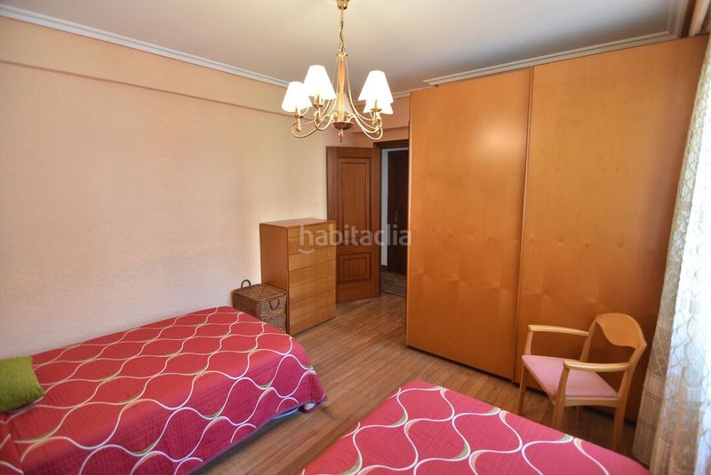 Foto eae0ad5d-48da-4122-b699-5b1bde872cb9. Pis amb aparcament a Eibar