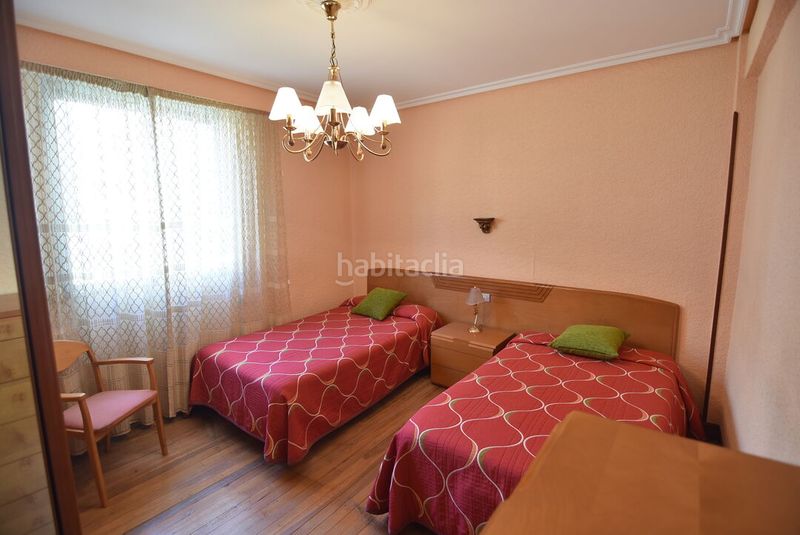 Foto f14ec431-f4f1-4a7d-87dc-6cf28e72945d. Pis amb aparcament a Eibar