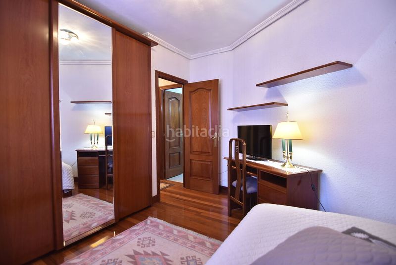 Foto f2ef3ab2-cc60-417f-834f-8ff994df19f1. Flat in Eibar