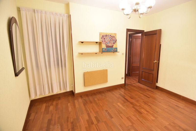 Foto d4c571b1-7fbb-4d0f-9ea0-45a20cc25250. Flat with heating in Eibar