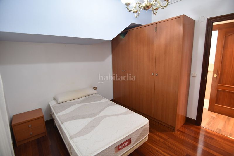 Foto 377cd57f-1c3e-4ce7-928c-fdc0c5846091. Pis a Eibar