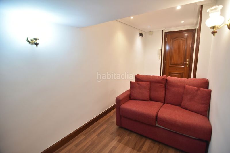 Foto 7ef53600-1096-493b-861d-b233937b56dc. Pis a Eibar
