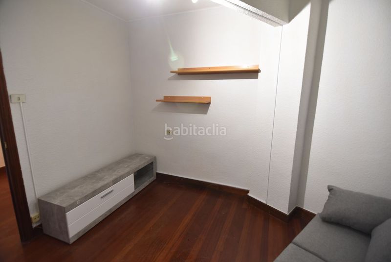 Foto 5db279ec-60cf-4767-a3c5-8cc7cd5c8f25. Pis a Eibar