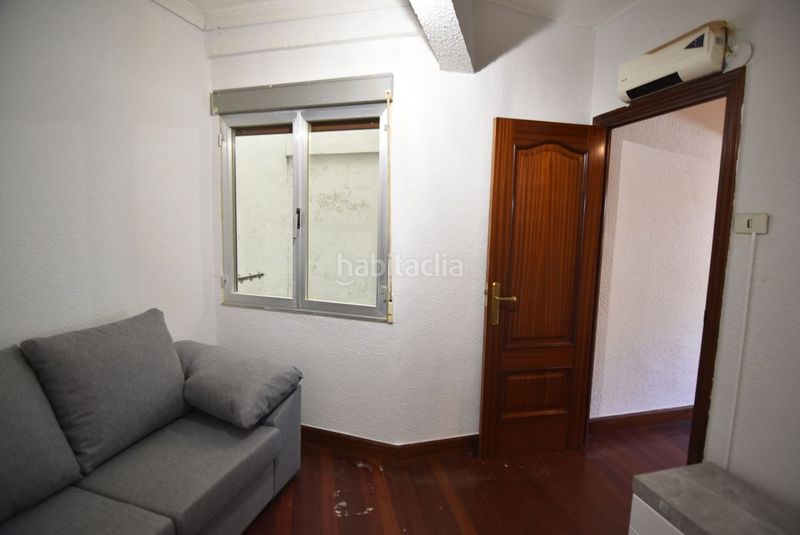 Foto c851290a-8b19-46ec-b453-840e54d0c9be. Pis a Eibar