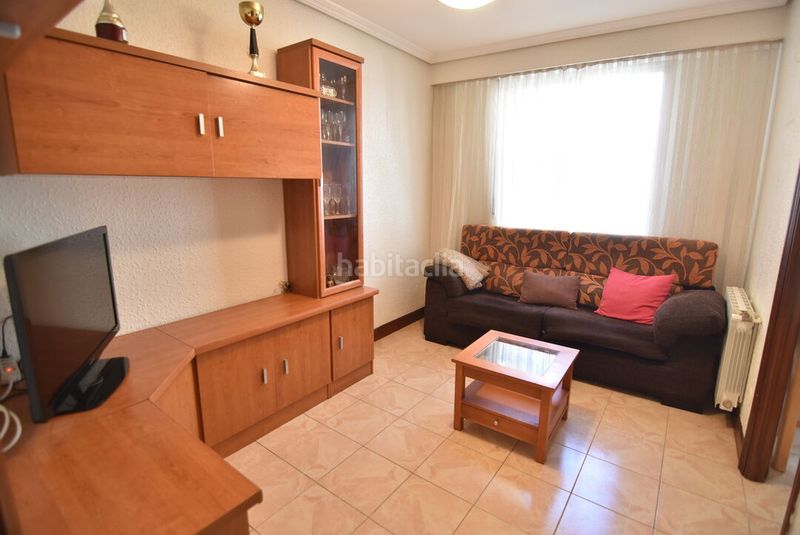Foto c4f0deca-d09e-4bc7-828a-5b17bc5d1aa9. Piso en Eibar