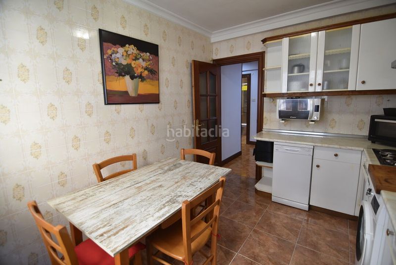 Foto d6f23acc-d56e-4279-bd15-d0268955e65c. Pis amb calefacció aparcament a Eibar