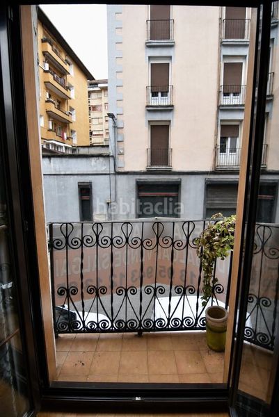 Foto 547c3d54-323a-4ada-a2ca-87fb1b2d9ecf. Pis amb calefacció a Eibar
