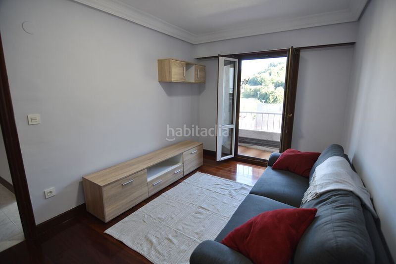 Foto a0abe2d2-dd75-477e-b456-11616373962c. Pis amb calefacció aparcament a Eibar