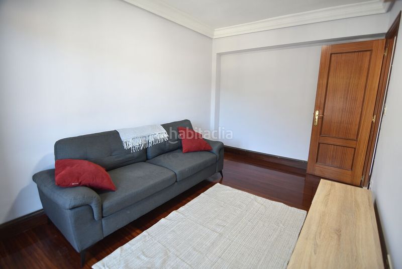 Foto e46c9f68-7d74-4f63-92d9-55a6701788c9. Pis amb calefacció aparcament a Eibar