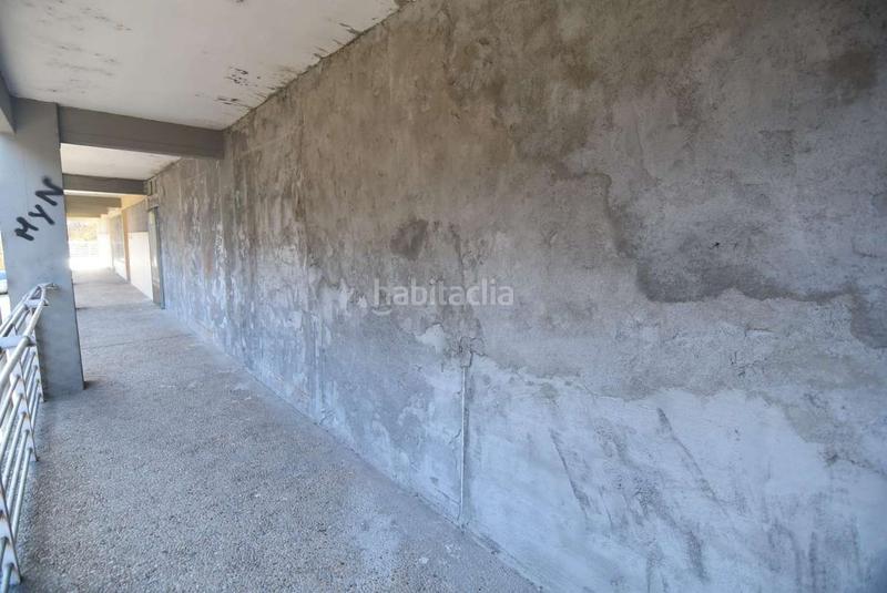 Foto 2f1c6985-0fdf-46b2-8440-965997ddff0b. Local comercial amplio local en urazandi en Elgoibar