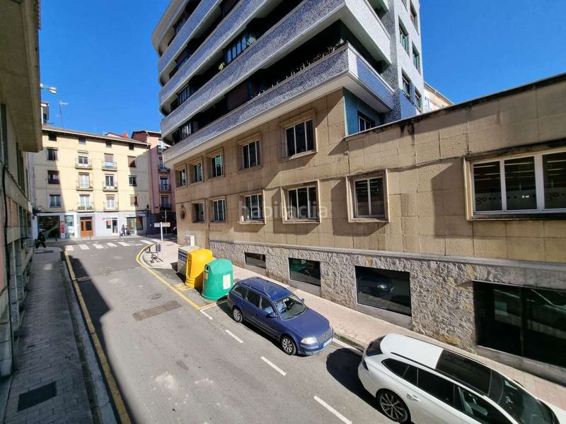 Foto dbdf2663-b367-4ffc-82ae-a0772994764c. Affitto ufficio in Eibar