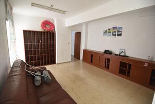 Locale commerciale  Tiburzio anitua kalea. Local en las torres de amaña