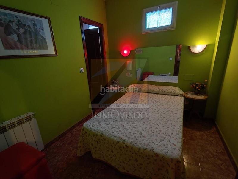 Foto 2300f985-270e-43e4-a87f-128444897aa6. Locale commerciale in El Postigo Oviedo