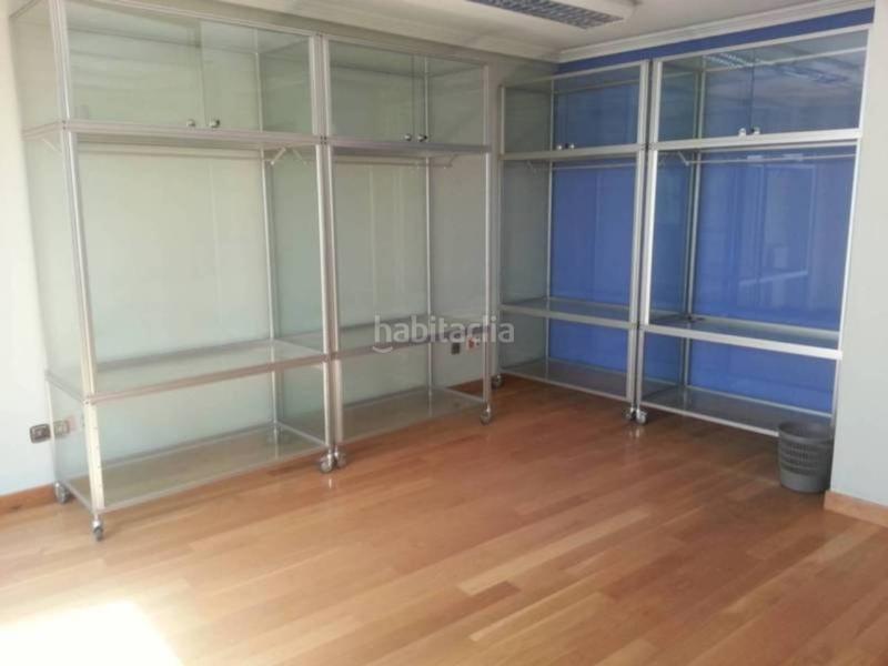 Foto 4a955b75-59c6-46dc-8ee7-f56a84c3e227. Miete büro mit heizung parking in Salesas - Foncalada - Campoamor Oviedo