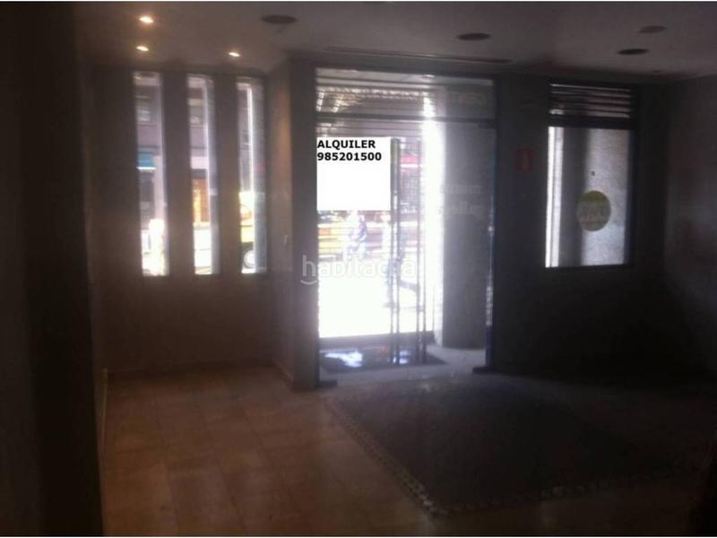 Foto 813a70ae-ddc9-4855-83ad-8b21ff7c06b1. Lloguer local comercial a Milán - Pumarín Oviedo