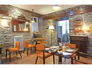 Local commercial à Vegadeo. Hotel en venta en vegadeo