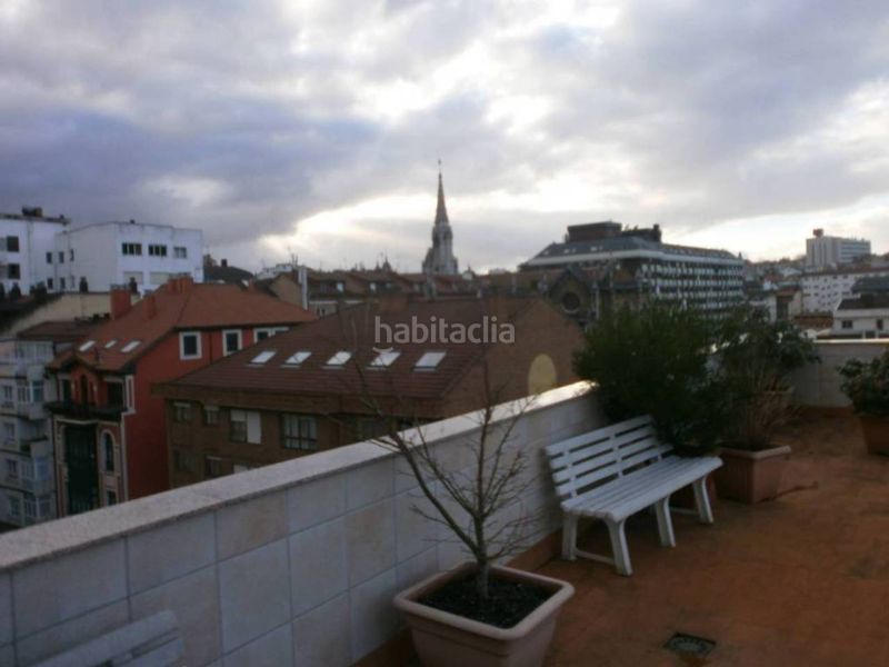 Foto c1a5e154-3e1c-434b-9107-089605579c79. Àtic amb calefacció a Salesas - Foncalada - Campoamor Oviedo