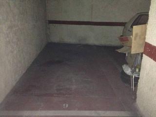Aparcament cotxe a Fozaneldi - Tenderina. Plaza garaje en venta