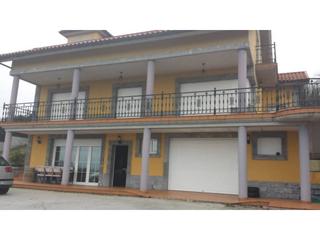 Xalet  Bañugues. Chalet en venta en bañugues  vistas al mar