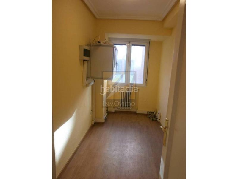 Foto 66c5e90b-9279-4633-851a-5d0cc4fe3094. Rent office space with heating in Salesas - Foncalada - Campoamor Oviedo