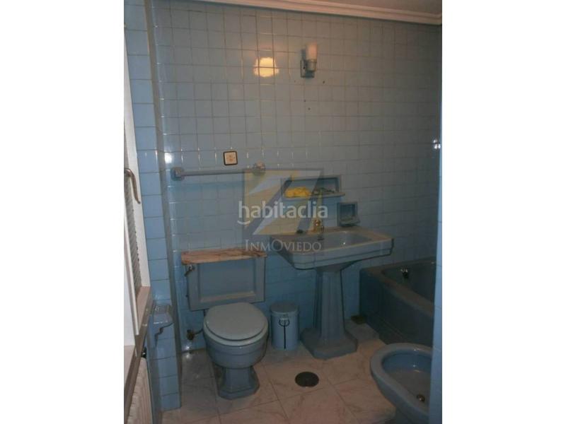 Foto fb958cfb-ceb3-4a0c-a0eb-edff8f0f9cec. Rent office space with heating in Salesas - Foncalada - Campoamor Oviedo