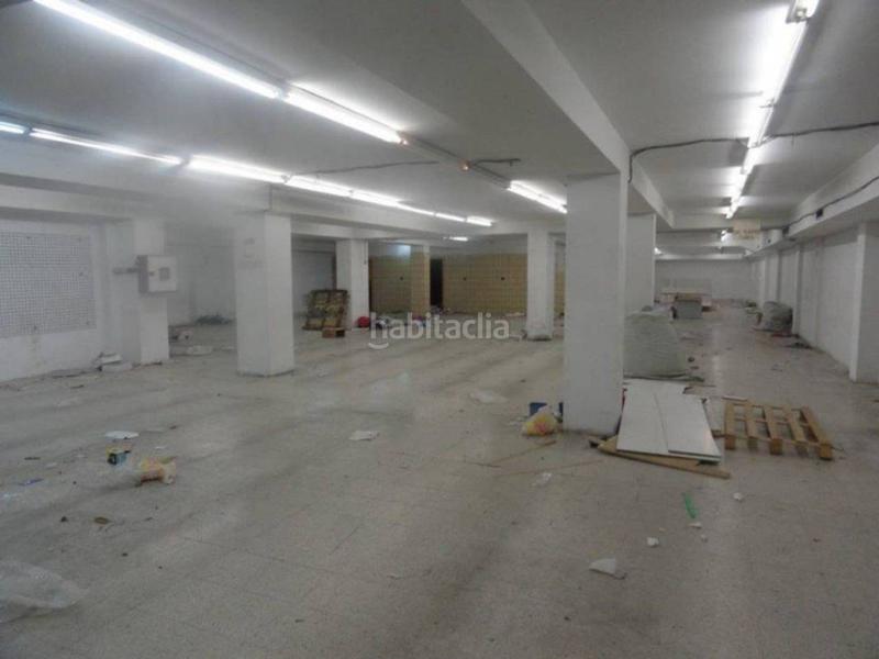 Foto efbe32ed-85b7-4398-93a8-959a7e7e2602. Affitto locale commerciale in Milán - Pumarín Oviedo