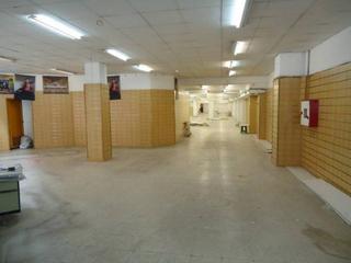 Lloguer Local Comercial a Milán - Pumarín. Local comercial en alquiler milan  pumarin