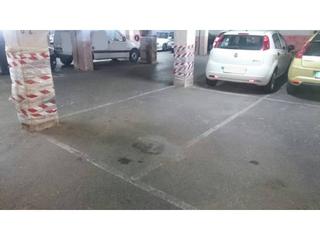 Aparcament cotxe a Ciudad Naranco - Prados de La Fuente. Plaza garaje en venta en lugones