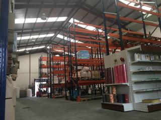 Nau industrial a Lugones. Nave industrial en venta granda