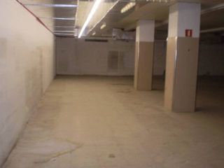 Geschäftsraum in Salesas - Foncalada - Campoamor. Local en venta en centro