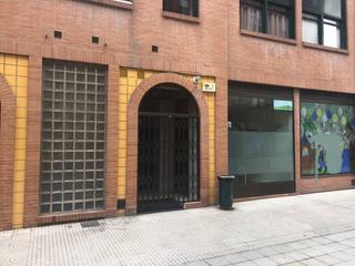 Lloguer Local Comercial a Parque del Oeste. Local comercial en alquiler zona parque del oeste