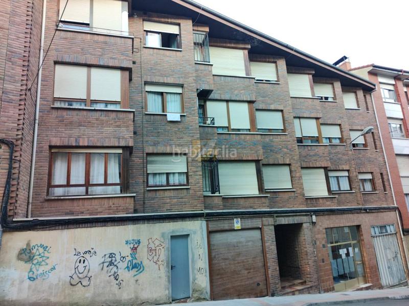 Foto 65095047-9145-4cb7-9e24-1491c0388241. Piso  en venta en pola en Lena