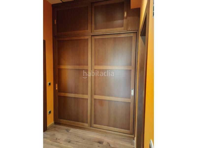 Foto a0407c44-e899-43b4-86fc-c16405562941. Alquiler local comercial local como oficina en alquiler en pumarínteatinos en Oviedo