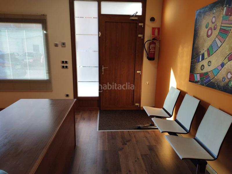 Foto 6ad84bcb-66f7-4cfe-b6e3-267a82c12b5f. Miete geschäftsraum in Milán - Pumarín Oviedo