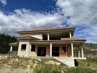 Xalet a Villamar 0. Chalet en venta semiterminado en villamar