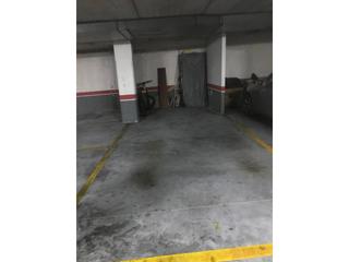 Aparcament cotxe  Los avellanos. Garaje en venta en centro