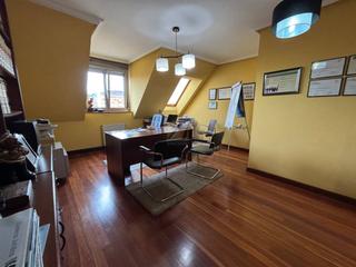Appartement à Fozaneldi - Tenderina. Bajocubierta de altas calidades con garaje doble en tenderina al
