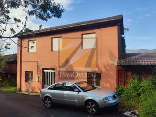 Casa  Pedruño. Se vende casa para reformar con gran finca en concejo de oviedo